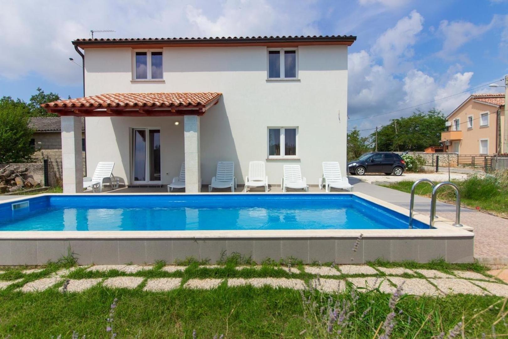 Mit Privatpool Fuer 10 Personen Ca 150 Qm In Medulin, Istrien Suedkueste Von Istrien Vikendica Pula
